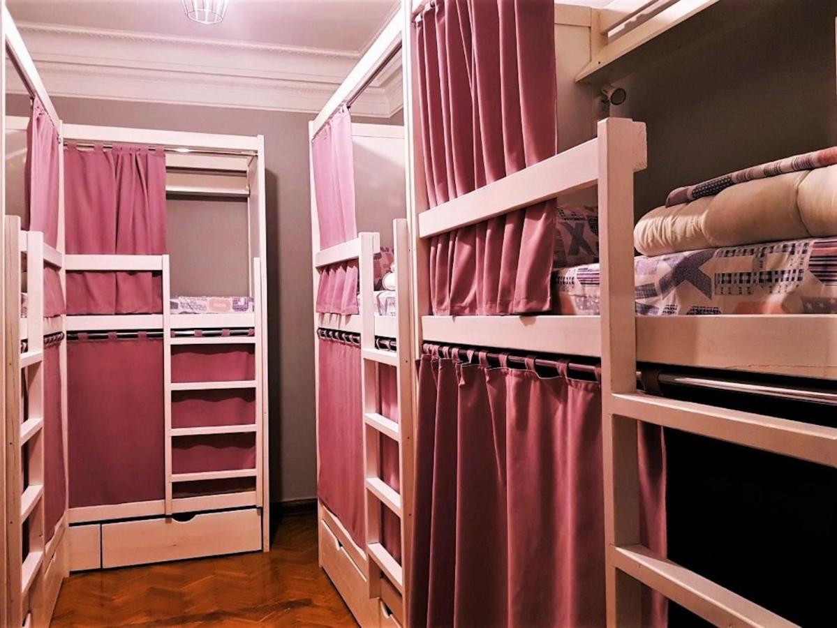 Булгакоff Hostel Киев Екстериор снимка