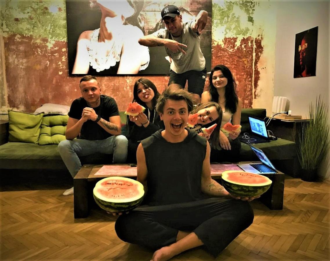 Булгакоff Hostel Киев Екстериор снимка